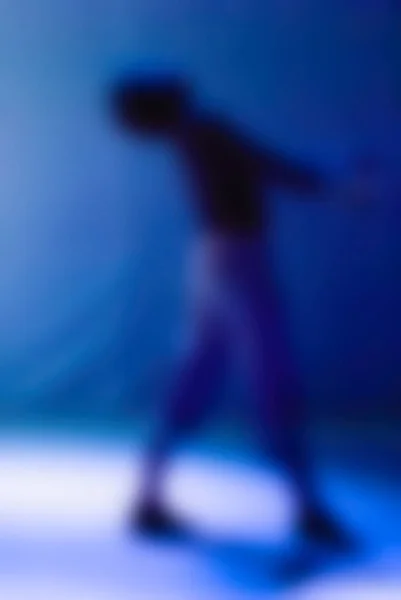 Samtidige danseforestillinger - tema uklar bakgrunn – stockfoto