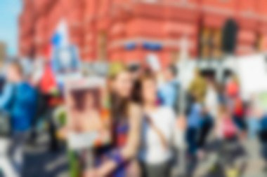 Büyük kalabalık geçit töreni Tema arka plan bulanıklık