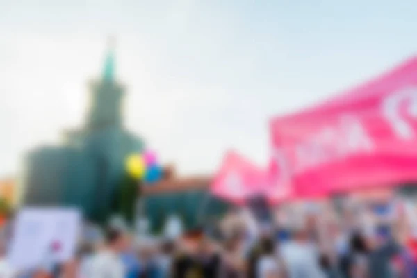 Gran multitud desfile tema borroso fondo — Foto de Stock