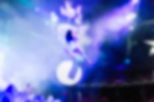 Blur background of people at the dj concert — Stock Photo, Image