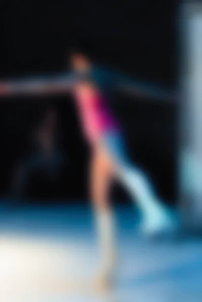 コンテンポ ラリー ダンス パフォーマンス ボケは背景をぼかし — ストック写真