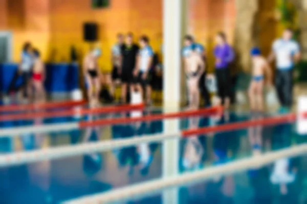 Concurso de natação tema borrão fundo — Fotografia de Stock