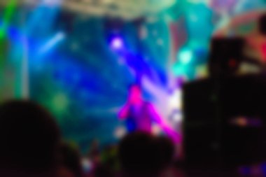 İnsanların konserinde arka plan bulanıklık