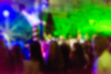 İnsanların konserinde arka plan bulanıklık