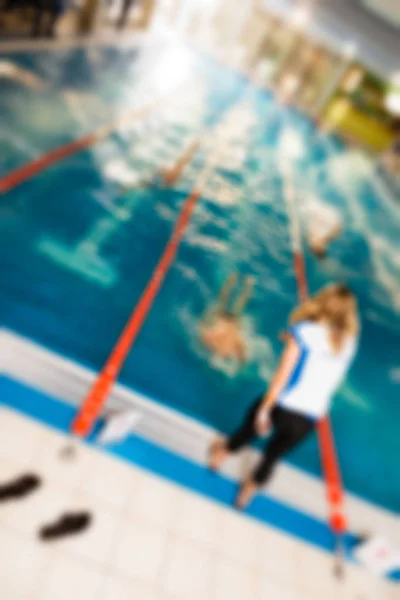 Yüzme Yarışması Tema bulanıklık arka plan — Stok fotoğraf