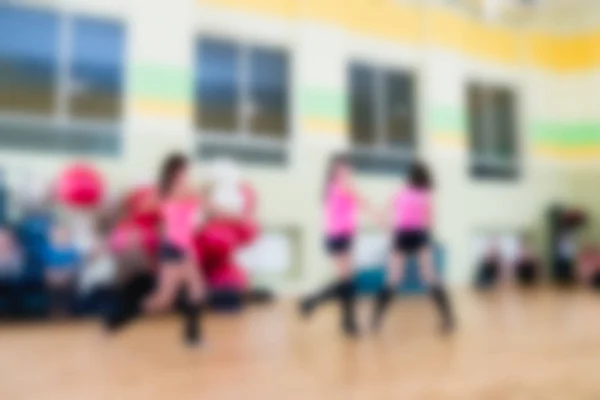 Classe di danza per le donne sfocatura sfondo — Foto Stock