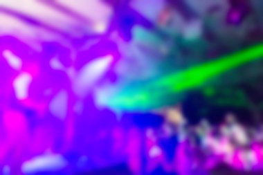 İnsanların konserinde arka plan bulanıklık