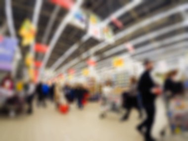 İnsanlar alışveriş mağazası temada arka plan bulanıklık