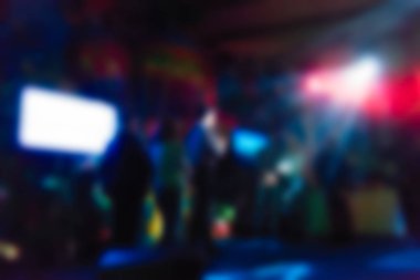 İnsanların konserinde arka plan bulanıklık