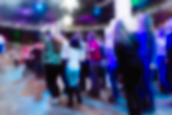 Blur fondo de la gente en el concierto de dj —  Fotos de Stock