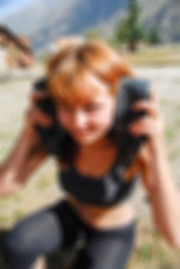 Dağcılık turizm Tema bulanıklık arka plan