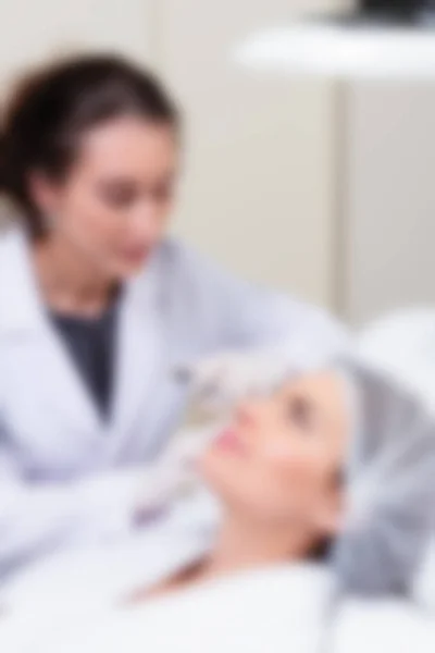 Clínica de cosmetologia médica tema borrão fundo — Fotografia de Stock