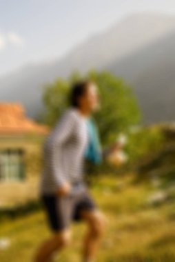 Dağcılık turizm Tema bulanıklık arka plan