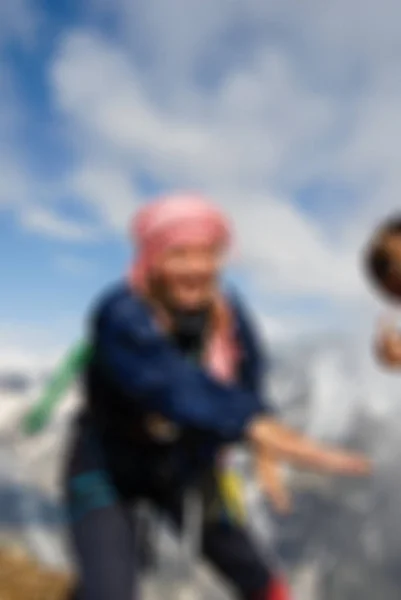 Alpinismo turismo tema sfocatura sfondo — Foto Stock