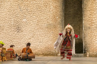 Barong dans gösterisi