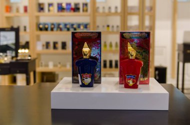 Parfüm deposu detayı