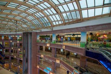 Modern mağaza alışveriş merkezi