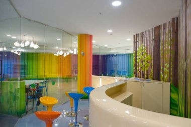 Modern mağaza alışveriş merkezi