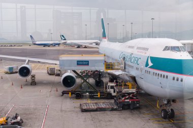 Uçak havalanmaya hazırlanıyor.