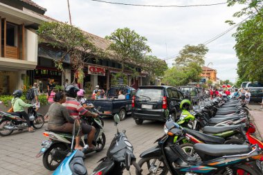 Ubud 'da yol trafiği