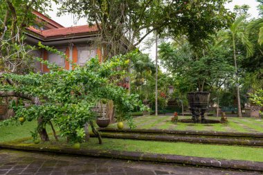 Ubud 'daki geleneksel bahçe
