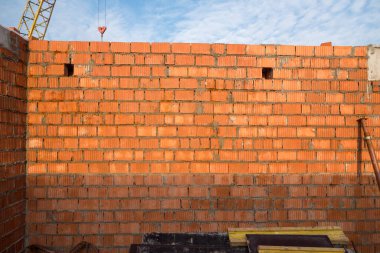 Kışın inşaat alanı