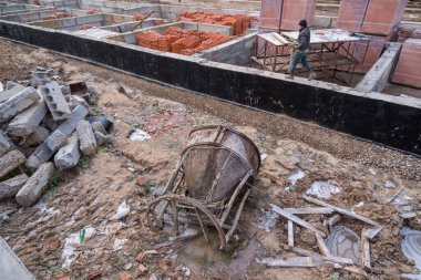 Kışın inşaat alanı