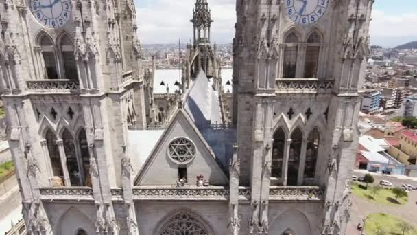 Βίντεο Rising Basilica Voto Nacional Κίτο Εκουαδόρ — Αρχείο Βίντεο