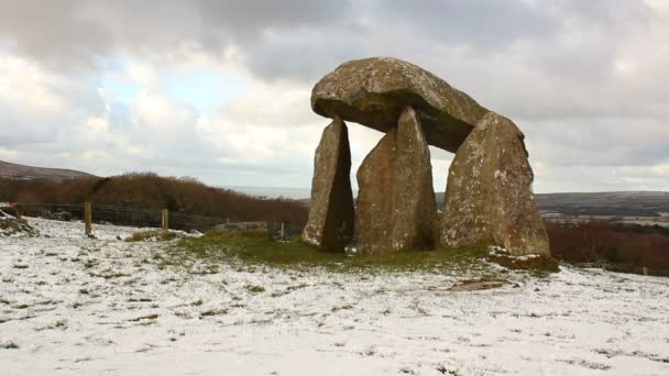 Video Pentre Ifan Dolmen Wales Egyesült Királyság — Stock videók