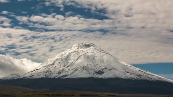 Tempo Lapso Vídeo Vulcão Antisana Montanhas Dos Andes Céu Azul — Vídeo de Stock