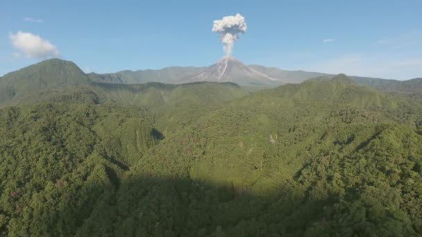 Vídeo Naturaleza Erupción Del Volcán Cotopaxi Ceniza Volcánica Que Fluye — Vídeos de Stock