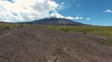 Video, Cotopaxi Volkanı manzarası, Ekvador