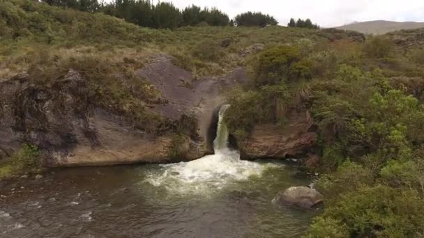 Video Van Land Met Waterval Natuur Landschap — Stockvideo
