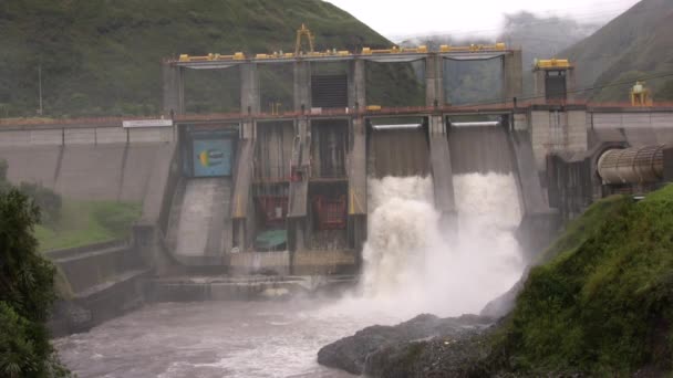 Agoyan Hydroelectric Dam Pastaza River Ecuador Video Slow Motion — Stockvideo