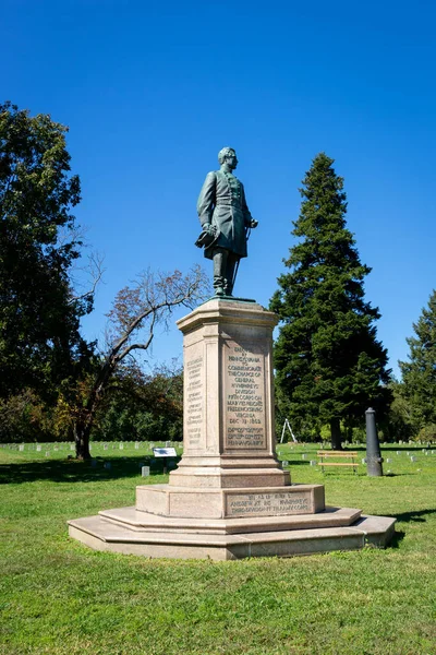 バージニア州フレデリックスバーグ 2020年10月8日 フレデリックスバーグ国立墓地のアンドリュー ハンフリーズ記念碑 — ストック写真