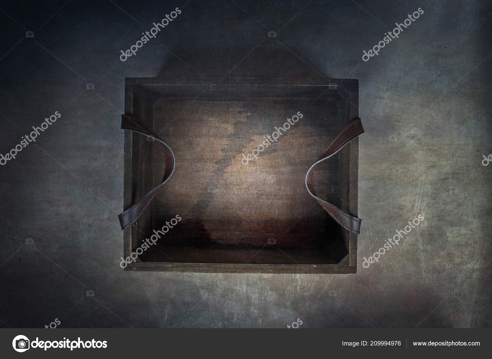 Old Rustic Wooden Box Leather Straps Dark Background Image Shot — Stock  Photo © StephanieFrey #209994976, image size:1600x1166