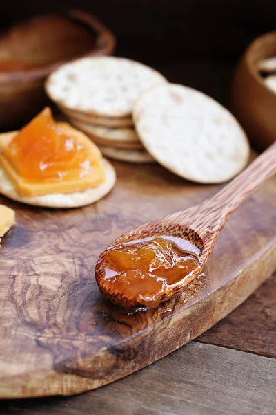 Colher Compota Caseira Baunilha Salgada Cantaloupe Com Bolachas Água Queijo — Fotografia de Stock