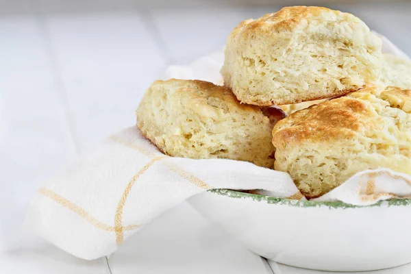 Fresh Buttermilk Southern Biscuits Scones Scratch White Bowl — Stock Photo, Image