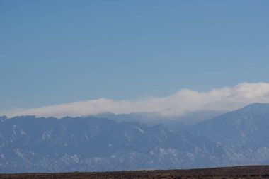 Kışın Helan dağ manzarası