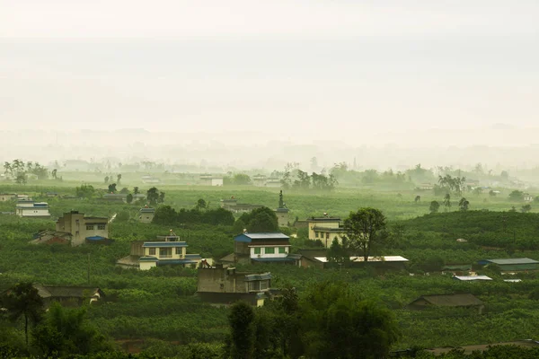 Rural residential buildings in southwest China. — Stock Photo, Image