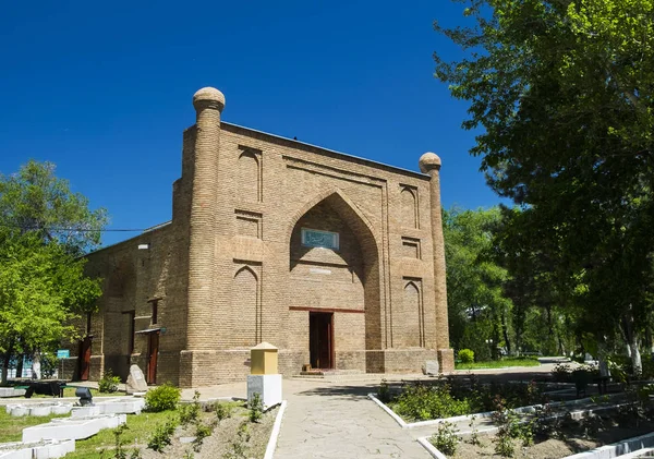 Det forntida karahan Mausoleum, Taraz stad, Kazakstan — Stockfoto