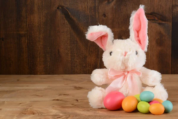 Conejito Pascua Con Oreja Floja Huevos —  Fotos de Stock