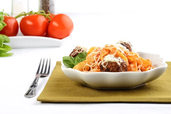 Närbild Spaghetti Och Köttbullar Skål — Stockfoto