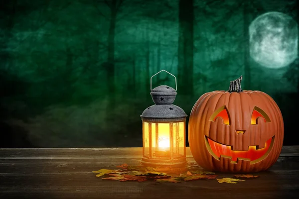 Calabaza Halloween Linterna Mesa Madera —  Fotos de Stock