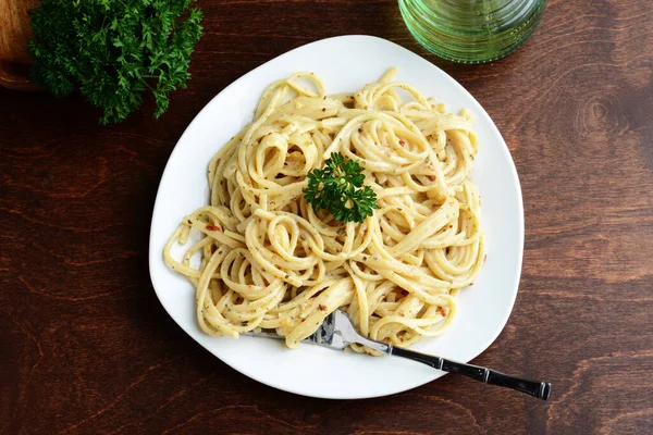 Espaguetis Vista Superior Con Salsa Crema Blanca — Foto de Stock