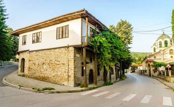 Intersección Centro Ciudad Teteven Bulgaria — Foto de Stock