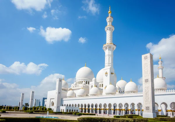 Vista Exterior Gran Mezquita Sheikh Zayed Abu Dhabi Emiratos Árabes — Foto de Stock