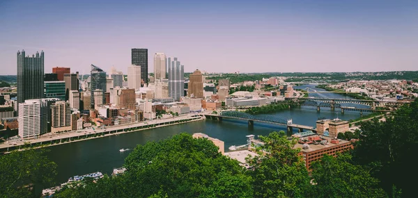 Widok Centrum Miasta Pittsburgh Rzeką Monongahela — Zdjęcie stockowe