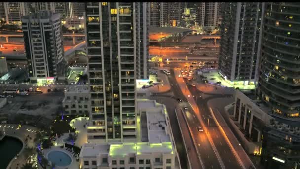 Edificios Modernos Largo Sheikh Zayed Road Dubai Emiratos Árabes Unidos — Vídeo de stock
