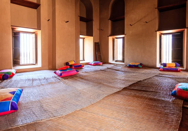 Dentro de Rustaq Fort, Omã — Fotografia de Stock